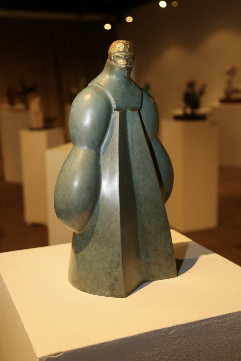 Asherah
year : 2026
size: 41X 24 X 15.5 CM
Material: Bronze